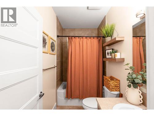 1769 Tower Ranch Drive, Kelowna, BC - Indoor