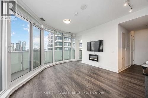 3405 - 403 Church Street, Toronto, ON - Indoor