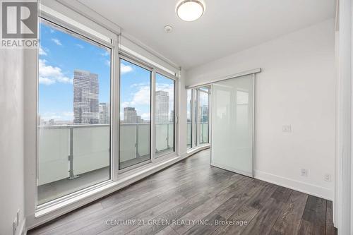 3405 - 403 Church Street, Toronto, ON -  Photo Showing Other Room