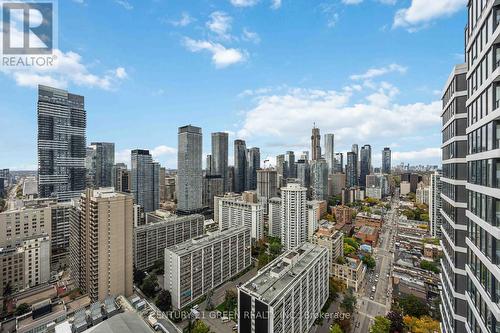 3405 - 403 Church Street, Toronto, ON - Outdoor With Facade