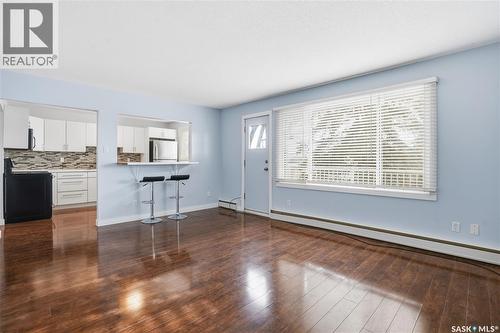 6 230 Broadway Avenue E, Regina, SK - Indoor Photo Showing Kitchen