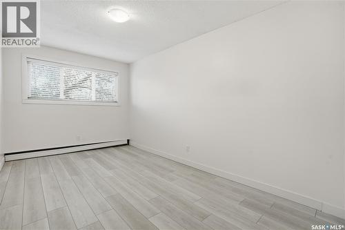 6 230 Broadway Avenue E, Regina, SK - Indoor Photo Showing Other Room
