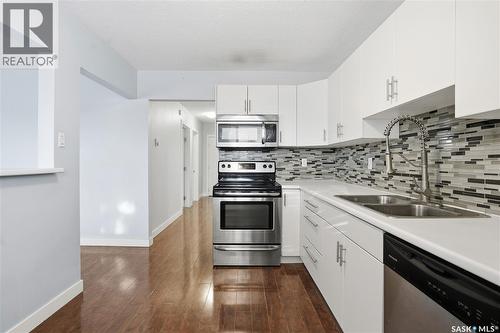 6 230 Broadway Avenue E, Regina, SK - Indoor Photo Showing Kitchen With Double Sink With Upgraded Kitchen