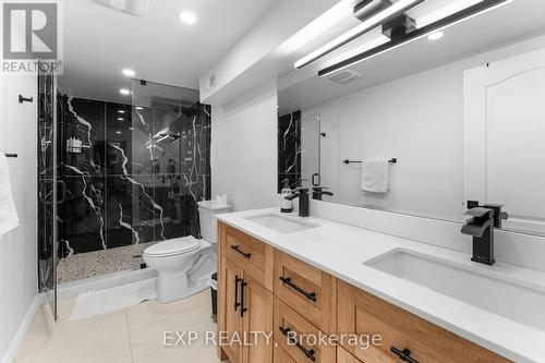 208 Glen Oak Drive, Oakville, ON - Indoor Photo Showing Bathroom
