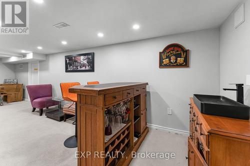 208 Glen Oak Drive, Oakville, ON - Indoor Photo Showing Other Room