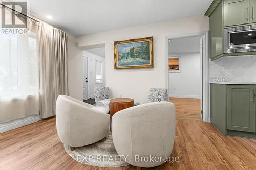 208 Glen Oak Drive, Oakville, ON - Indoor