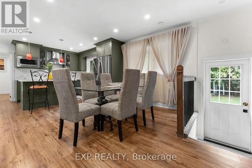 208 Glen Oak Drive, Oakville, ON - Indoor Photo Showing Dining Room