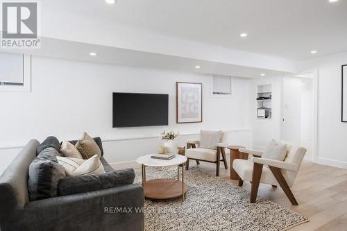 424 Clendenan Avenue, Toronto, ON - Indoor