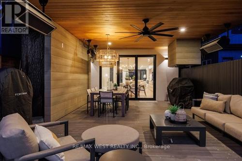 424 Clendenan Avenue, Toronto, ON -  Photo Showing Living Room