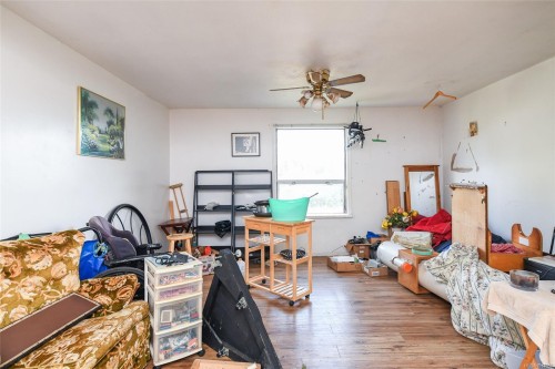 3390 Nikkei Pl, Cumberland, BC 