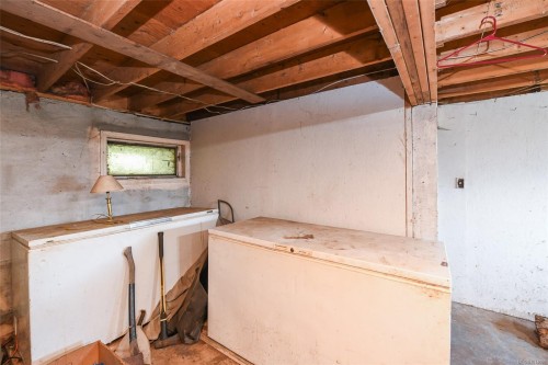 3390 Nikkei Pl, Cumberland, BC 