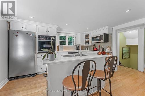 323 Regional 20 Road, Pelham, ON - Indoor Photo Showing Kitchen