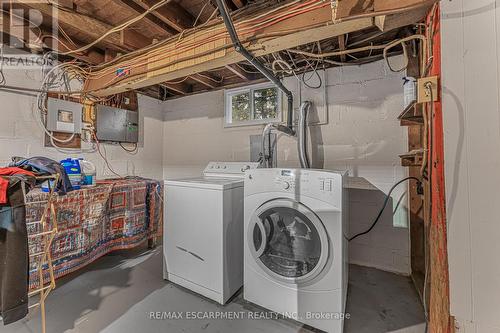 323 Regional 20 Road, Pelham, ON - Indoor Photo Showing Laundry Room