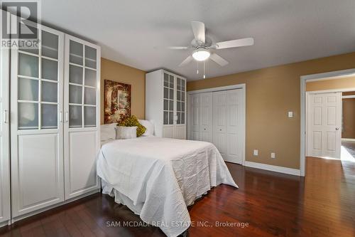 32 Pennsylvania Crescent, Kitchener, ON - Indoor Photo Showing Bedroom