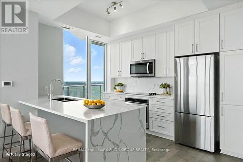 3907 - 805 Carling Avenue, Ottawa, ON - Indoor Photo Showing Kitchen With Upgraded Kitchen