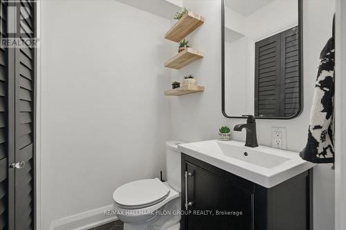 584 Bayview Drive, Ottawa, ON - Indoor Photo Showing Bathroom