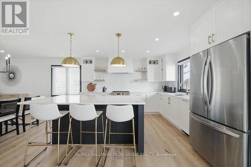 584 Bayview Drive, Ottawa, ON - Indoor