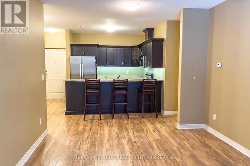 306 - 2799 St. Paul Avenue, Niagara Falls (Stamford), ON - Indoor Photo Showing Kitchen