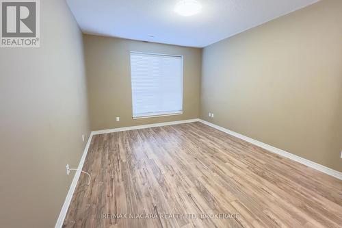 306 - 2799 St. Paul Avenue, Niagara Falls (Stamford), ON - Indoor Photo Showing Other Room