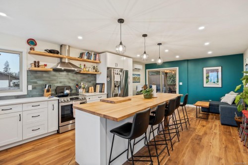 4589 Kilmarnock Dr, Courtenay, BC 