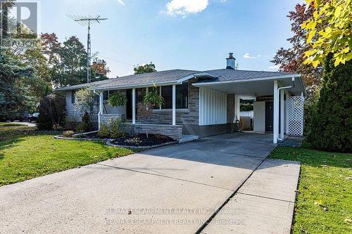 12 RIDLEY HEIGHTS DRIVE  St. Catharines, ON L2S 2J2