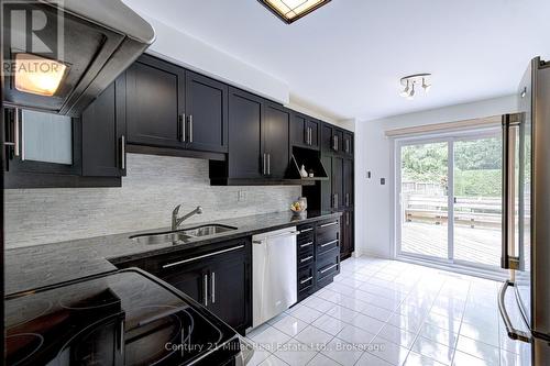 474 Marlatt Drive, Oakville (Ro River Oaks), ON - Indoor Photo Showing Kitchen With Double Sink