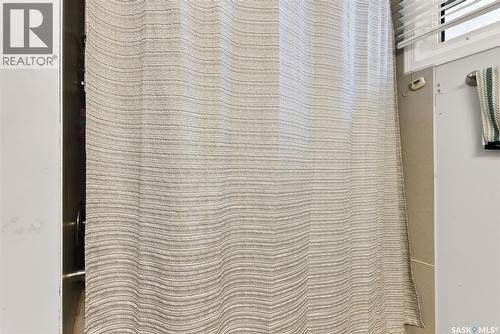 1003 Broad Street N, Regina, SK - 