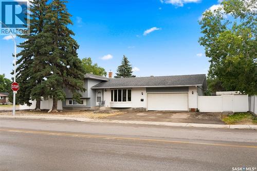 1003 Broad Street N, Regina, SK - Outdoor