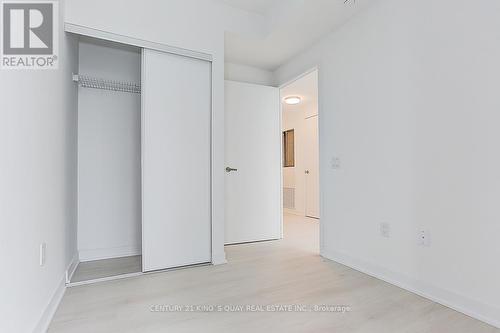 2103 - 3900 Confederation Parkway, Mississauga, ON - Indoor Photo Showing Other Room