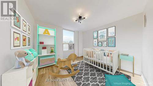 404 - 1535 Lakeshore Road E, Mississauga, ON - Indoor Photo Showing Other Room