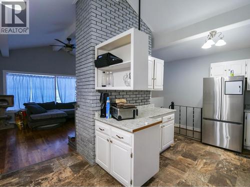 2630 Norwood Road, Quesnel, BC - Indoor Photo Showing Kitchen