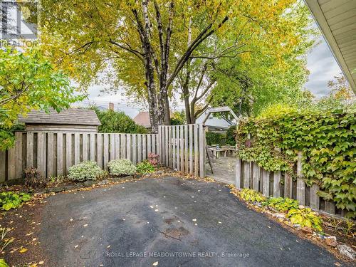 20 Erlesmere Avenue, Brampton, ON - Outdoor