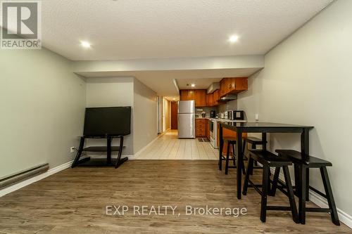 1447 Fleming Court, Oshawa, ON - Indoor