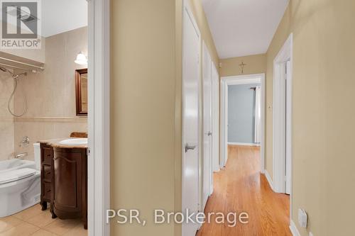 60 Bamford Crescent, Toronto, ON - Indoor Photo Showing Bathroom
