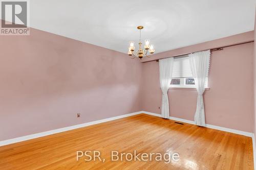 60 Bamford Crescent, Toronto, ON - Indoor Photo Showing Other Room
