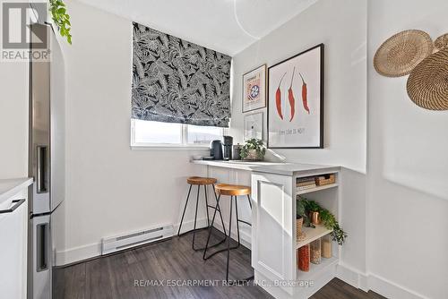 901 - 700 Dynes Road, Burlington, ON - Indoor Photo Showing Other Room