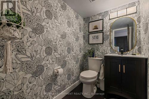 901 - 700 Dynes Road, Burlington, ON - Indoor Photo Showing Bathroom
