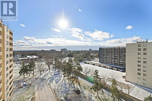 901 - 700 Dynes Road, Burlington, ON - Outdoor With View
