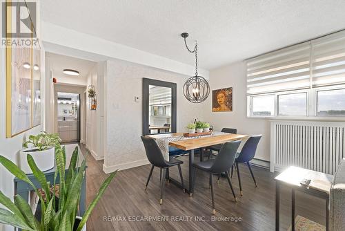 901 - 700 Dynes Road, Burlington, ON - Indoor Photo Showing Dining Room