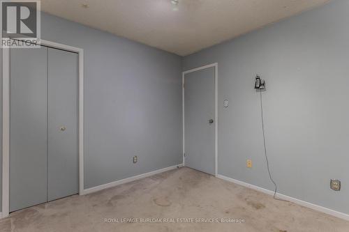 2374 Duncaster Drive, Burlington, ON - Indoor Photo Showing Other Room