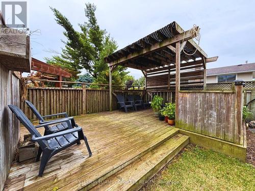 A - 255 Blackhorne Drive, Kitchener, ON - Outdoor With Exterior