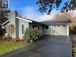 2224 Amherst Ave  Sidney, BC V8L 2G7