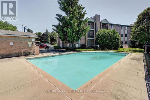109 - 2230 Trafalgar Street, London East (East I), ON - Outdoor With In Ground Pool