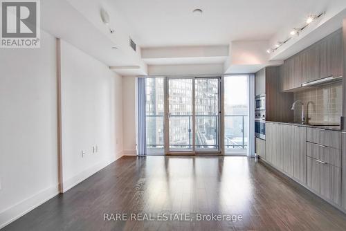 1002 - 955 Bay Street, Toronto, ON - Indoor