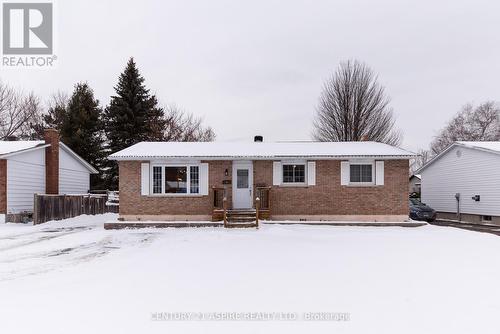 4 JAMES STREET  Petawawa, ON K8H 3B5