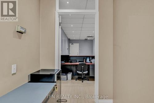 609 - 255 Duncan Mill Road, Toronto, ON 