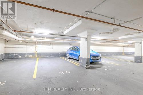 609 - 255 Duncan Mill Road, Toronto, ON 