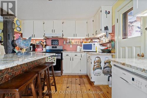 636 Glen Ross Road, Quinte West (Sidney Ward), ON - Indoor Photo Showing Kitchen