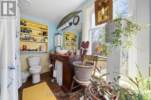 636 Glen Ross Road, Quinte West (Sidney Ward), ON - Indoor Photo Showing Bathroom