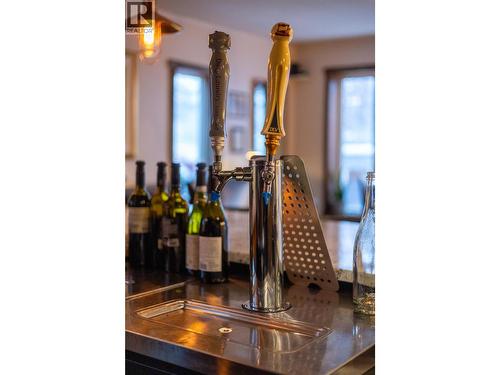 851 7Th Avenue, Fernie, BC 